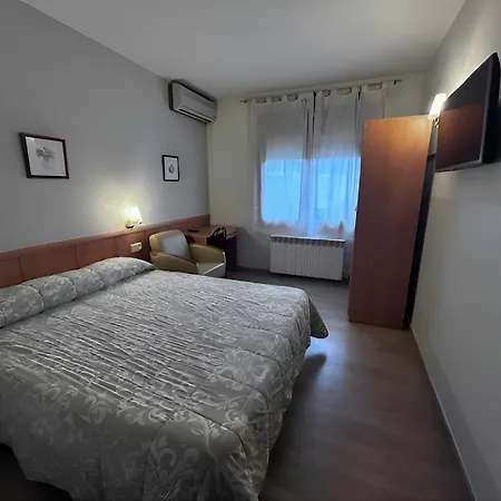 酒店 Rosaleda Self-hotel