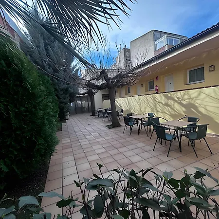 Rosaleda Self-hotel *